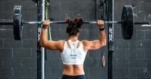 woman doing weight lifting